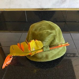 VINTAGE 50s Black Velvet Cocktail Hat by Vicki Jo